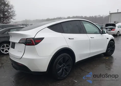 2024 Tesla Model Y Long Range Dual Motor All-Wheel Drive из США, поврежденный, VIN 7SAYGDEE0RF170774